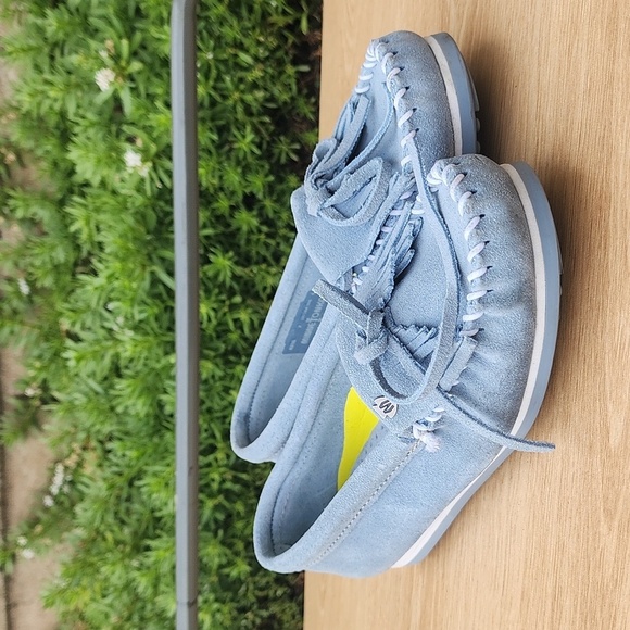 Minnetonka light blue suede moccasins size 7 - Picture 3 of 11